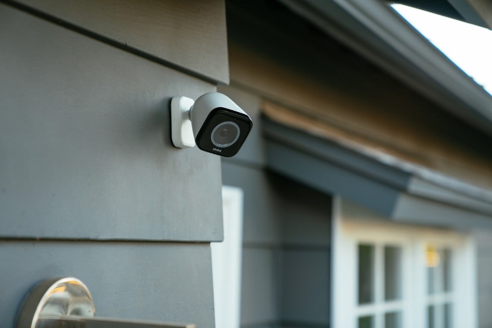 دوربین امنیتی با قابلیت ضد سرقت